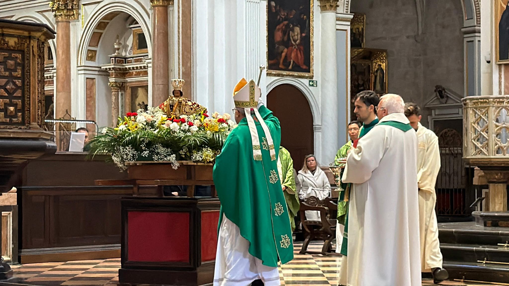   Sto. Niño De Cebu Image Installed At Valencia Cathedral