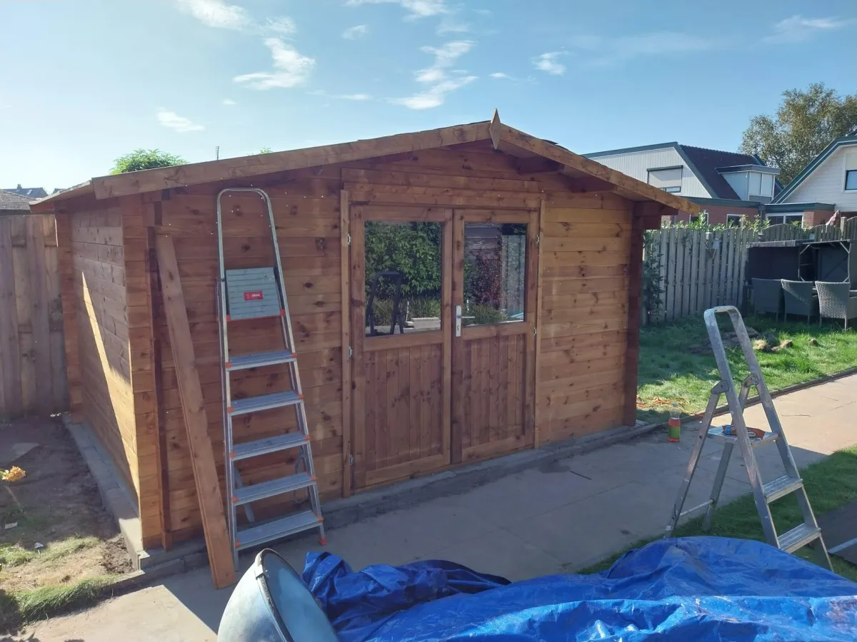 schuurtje montage Klus & Bestratingsbedrijf Engelbart