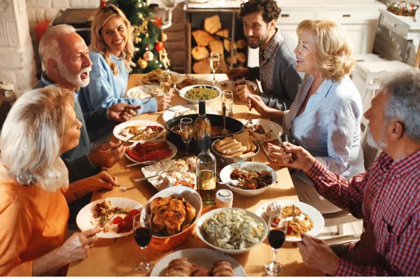 family's thanksgiving dinner