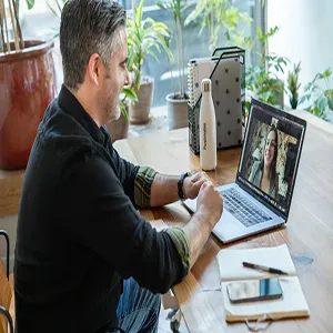 Why Sales Isn’t So Different from Coaching (And How This Realization Will Transform Your Sales Process)