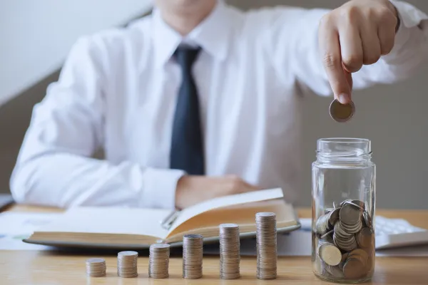 Illustration of protecting important assets and loved ones for the future, showing a family, finances, and documents being safeguarded.