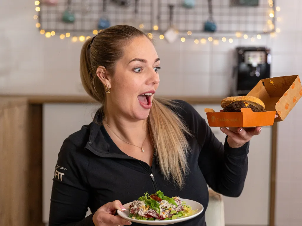 Snacken uit gewoonte? Zo doorbreek je het én hou je grip op je structuur