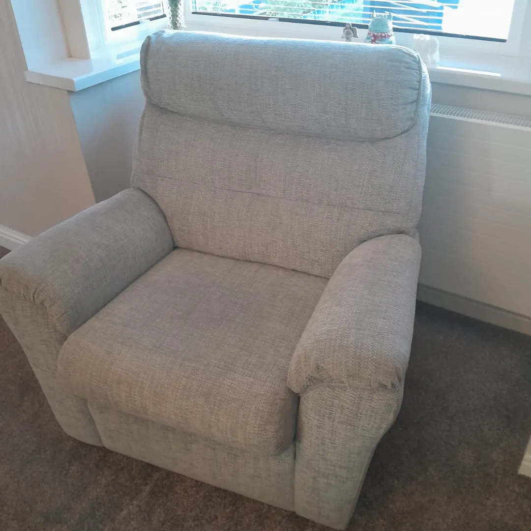 Single seater upholstery after its deep clean today