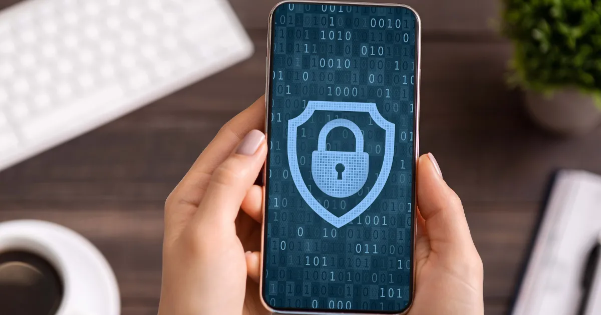 40% of Security Pros Say Mobile Devices Are the #1 Threat to Businesses (Learn Why!)