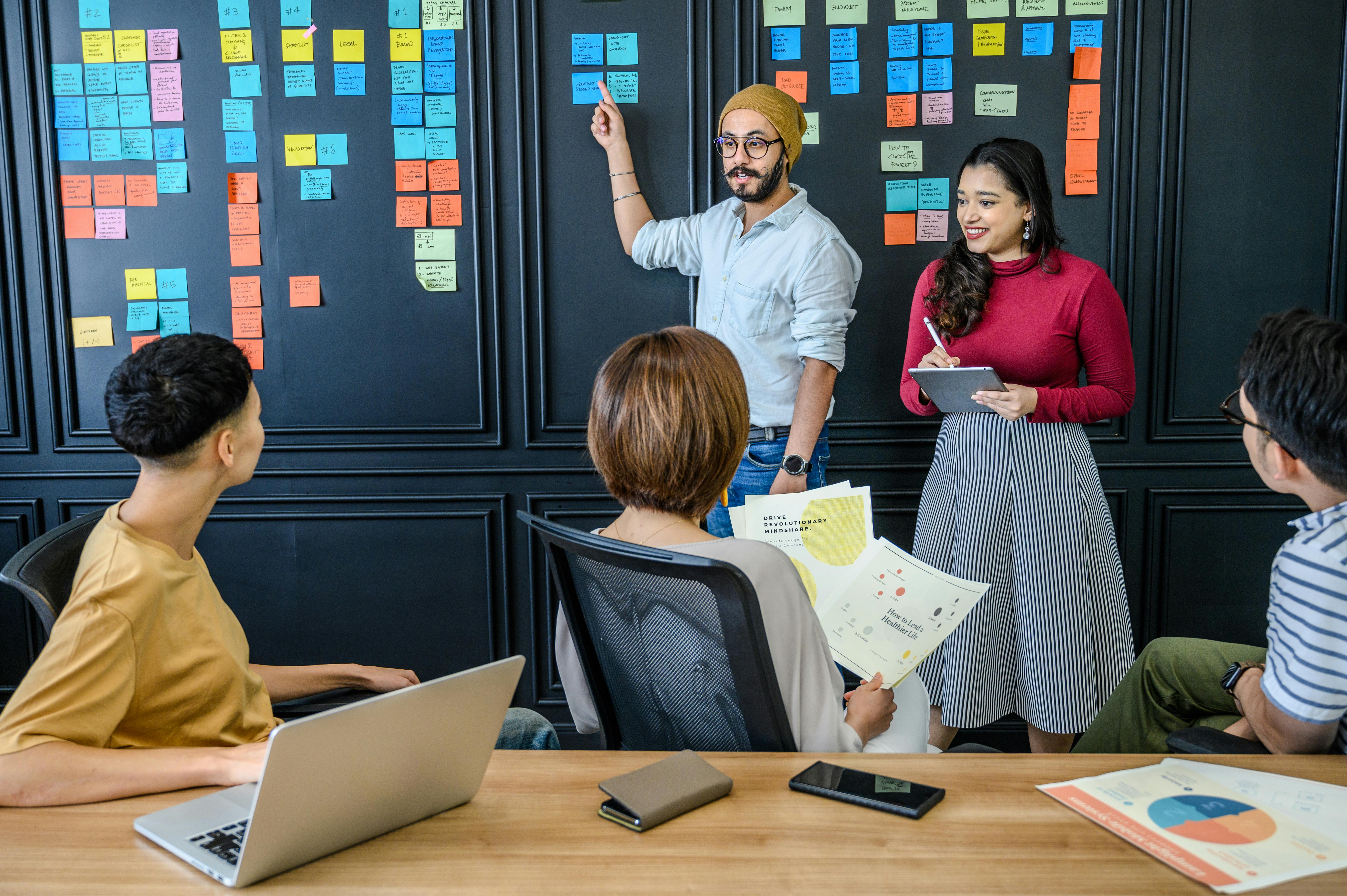 Virtual Staffing: Why More Businesses Are Choosing This Model to Grow Smarter, Not Harder