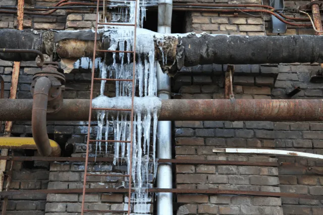 How to Inspect Your Plumbing Before Winter Freezes Hit