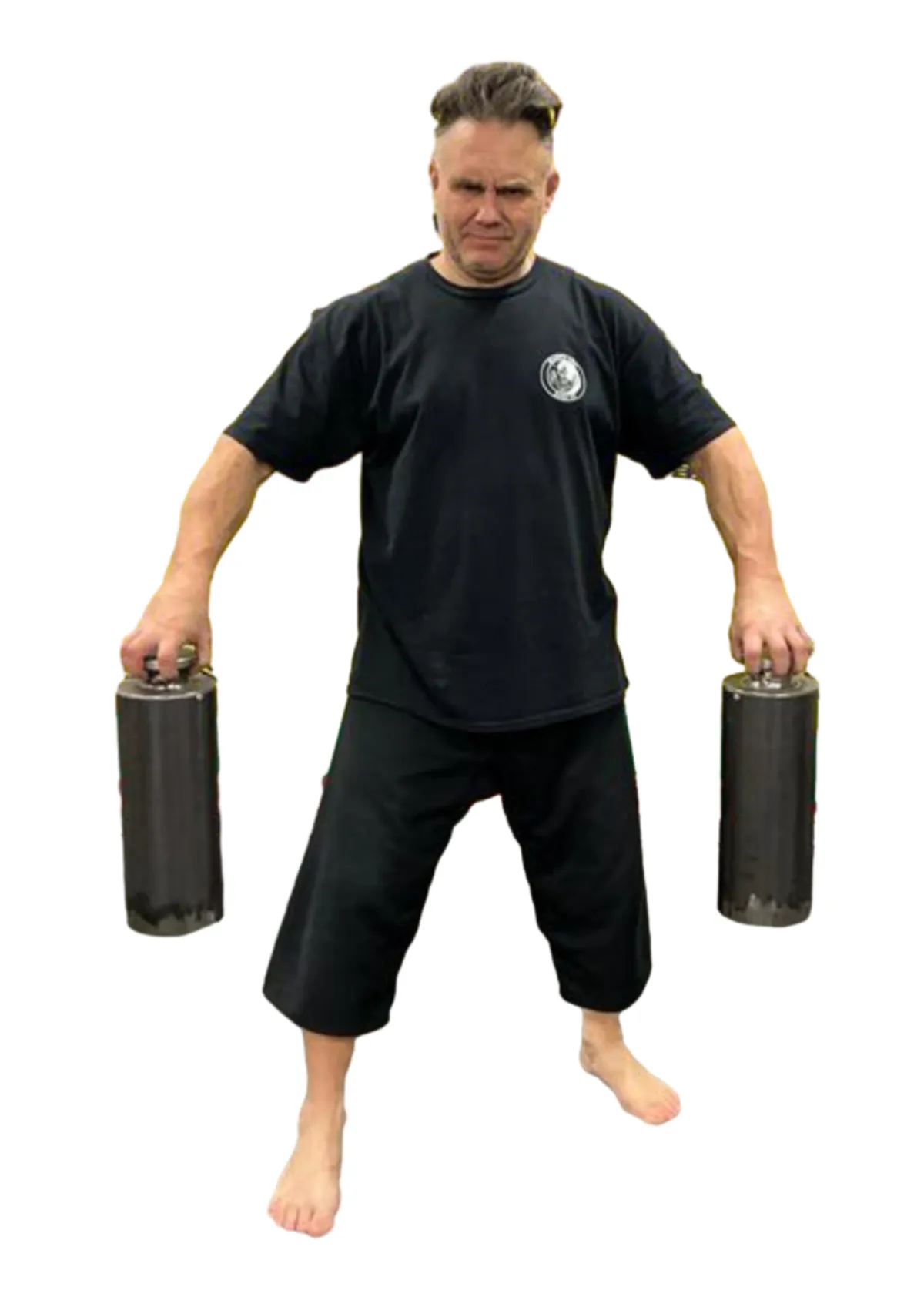 kung fu training grip strength with iron dragon claw technique