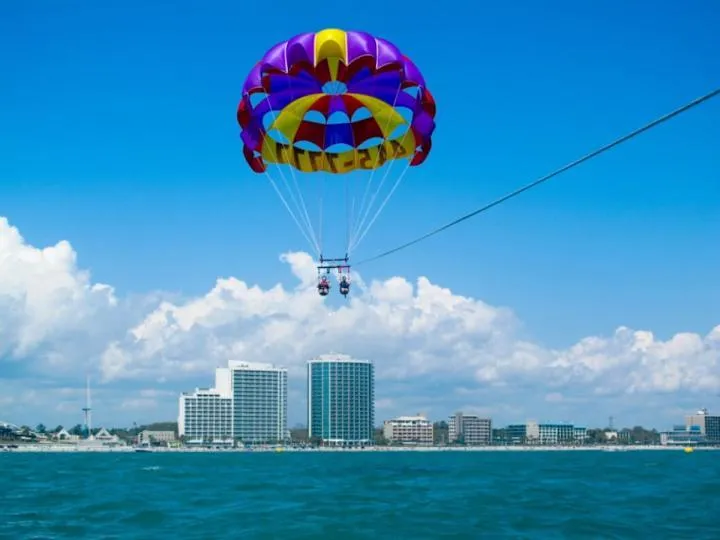 What are the most popular family-friendly activities in Myrtle Beach