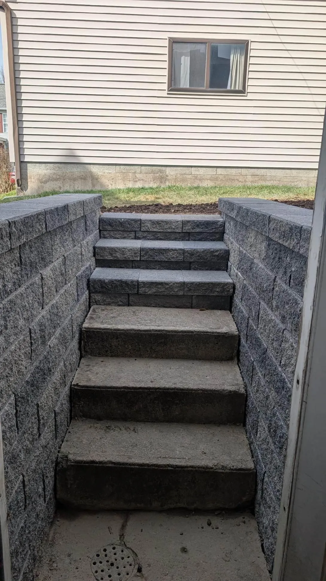 Pittsburgh retaining walls by CHC Construction