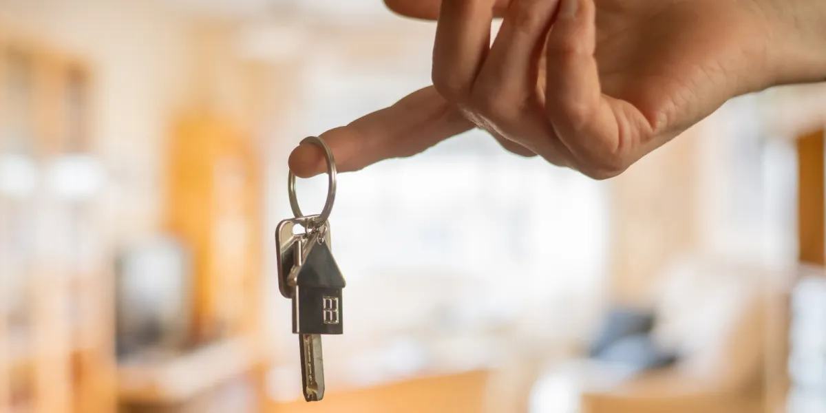 ¿Vender tu casa sin agente en Florida? Conoce los 7 riesgos que pueden costarte miles de dólares