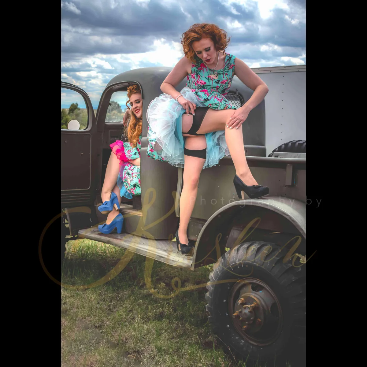 💋 Pin-Up Confidence – What Vintage Bombshells Teach Us About Modern Empowerment