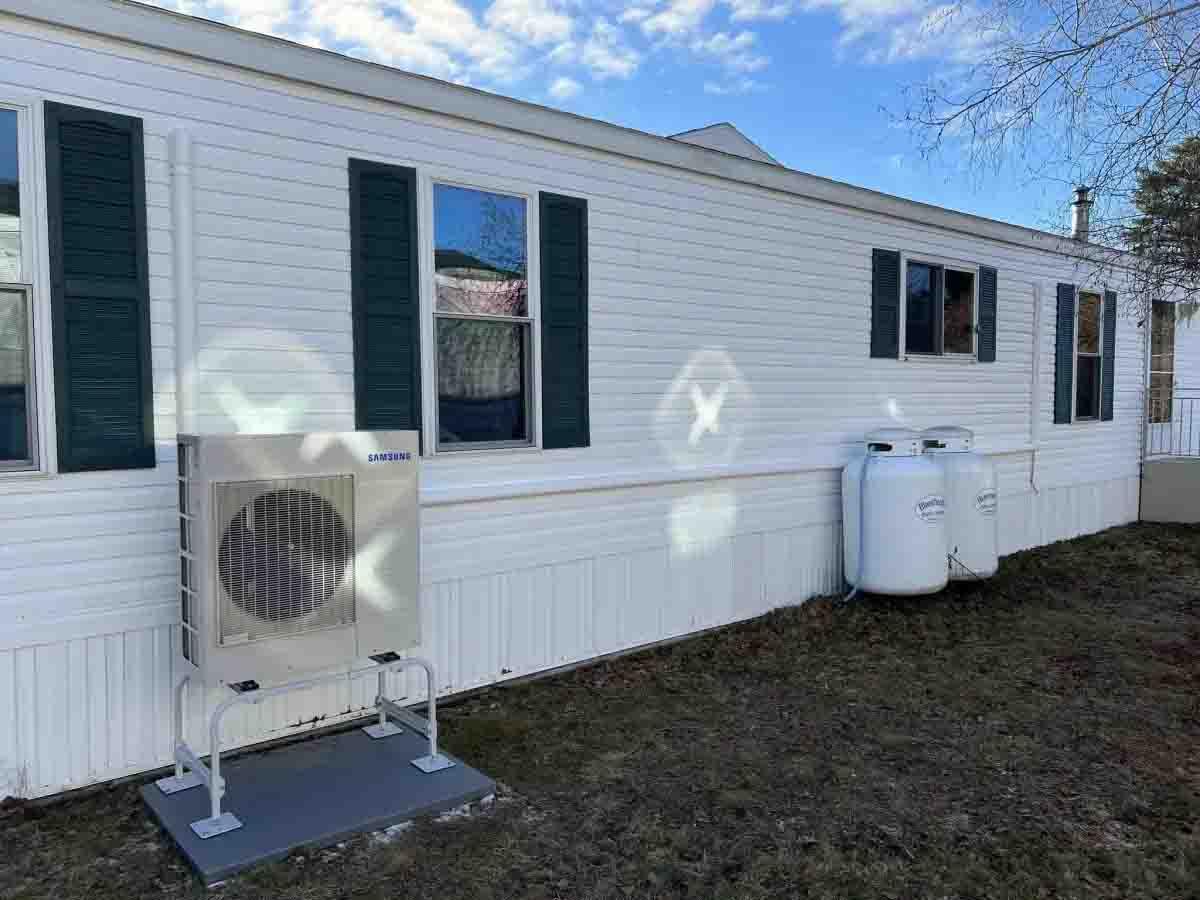 professional heatpump install in maine 