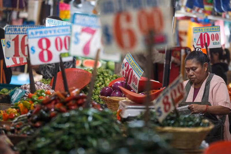 Inflación en México alcanza 4.98%: Frutas y verduras impulsan alza de precios en junio