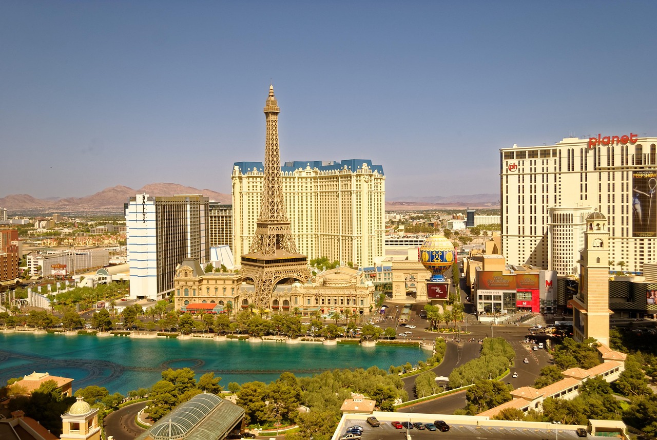Why Las Vegas Businesses Love EDDM Marketing