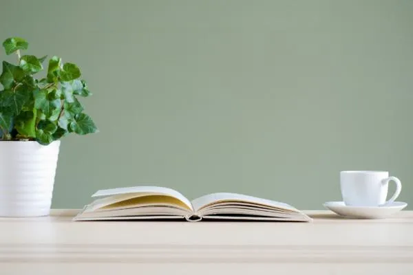 Nine Thoughtful Gifts to Support a Grieving Person