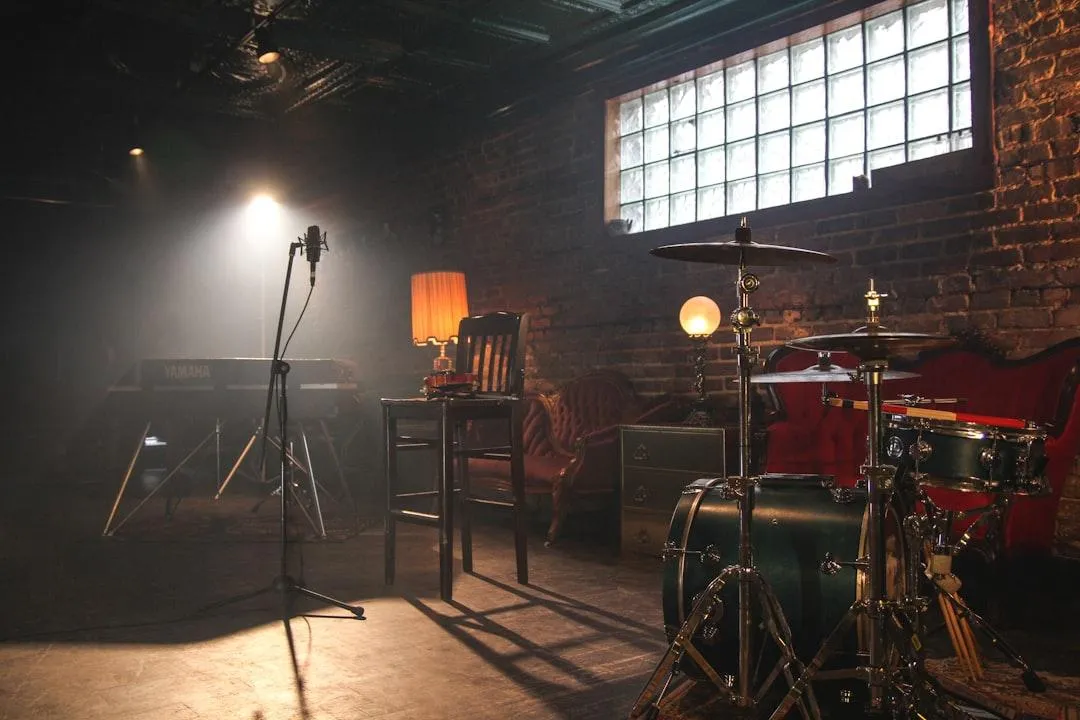 How to Find a Music Collaborator: Tips, Tools & Mistakes to Avoid
