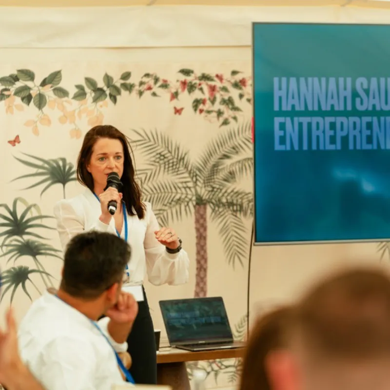 Hannah Saunders pitching with confidence – communication tips for founders