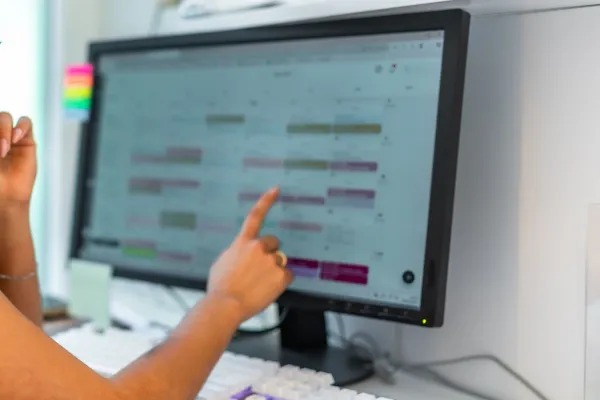 Waarom 87% van de Nederlandse schoonheidssalons geld weglekt via verouderde boekingssystemen