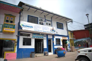 sede de milenium en pueblo rico risaralda