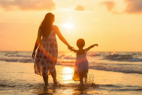 Love Starts With You: Embracing Yourself, Your Body, and Your Life