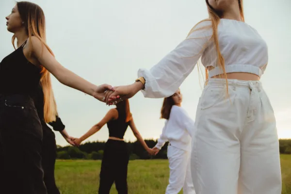 Rebuilding Connection: When You Feel Disconnected from Everyone (Including Yourself)