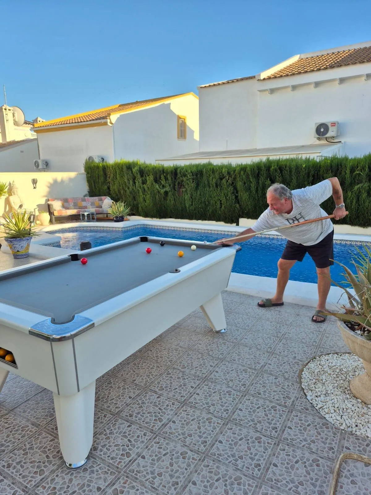 White table with Grey cloth