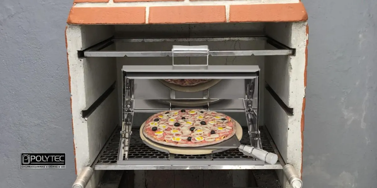 Forno de pizza para churrasqueira funciona?