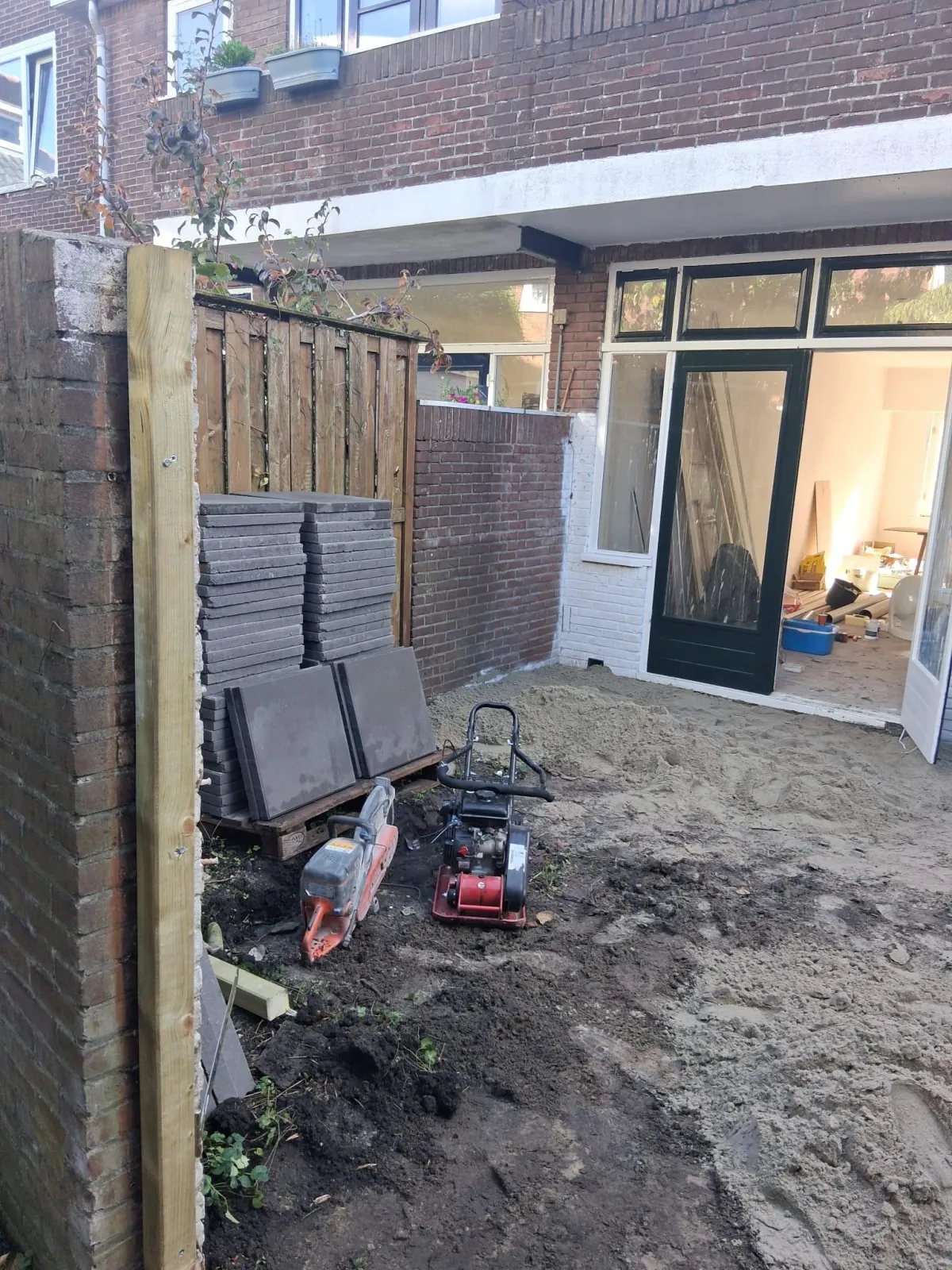 schuurtje montage Klus & Bestratingsbedrijf Engelbart