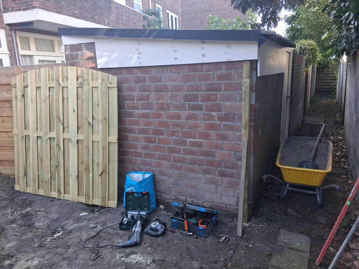 schuurtje montage Klus & Bestratingsbedrijf Engelbart