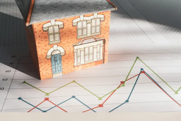 How the Smartest Investors Are Using Real Estate to Hedge Against an Uncertain 2025