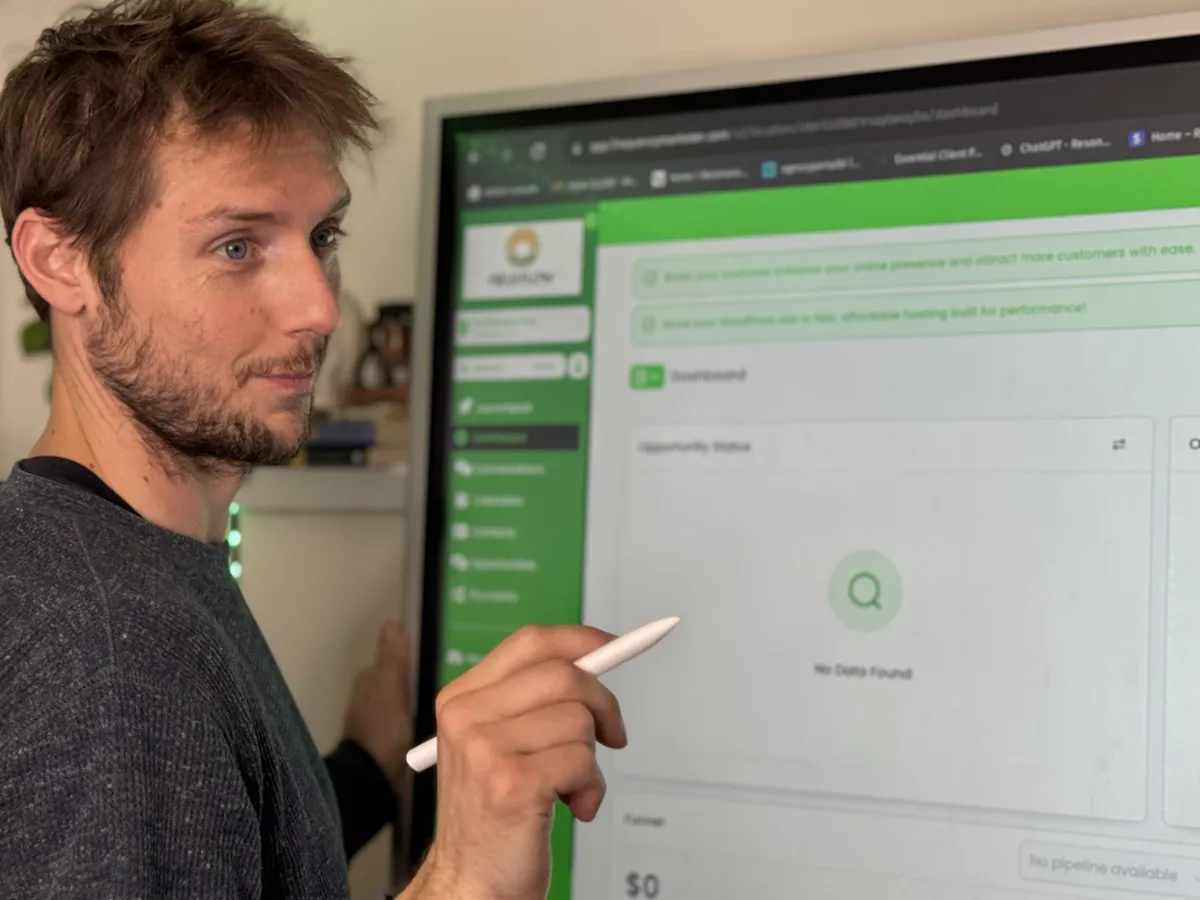 Image of Bill teaching