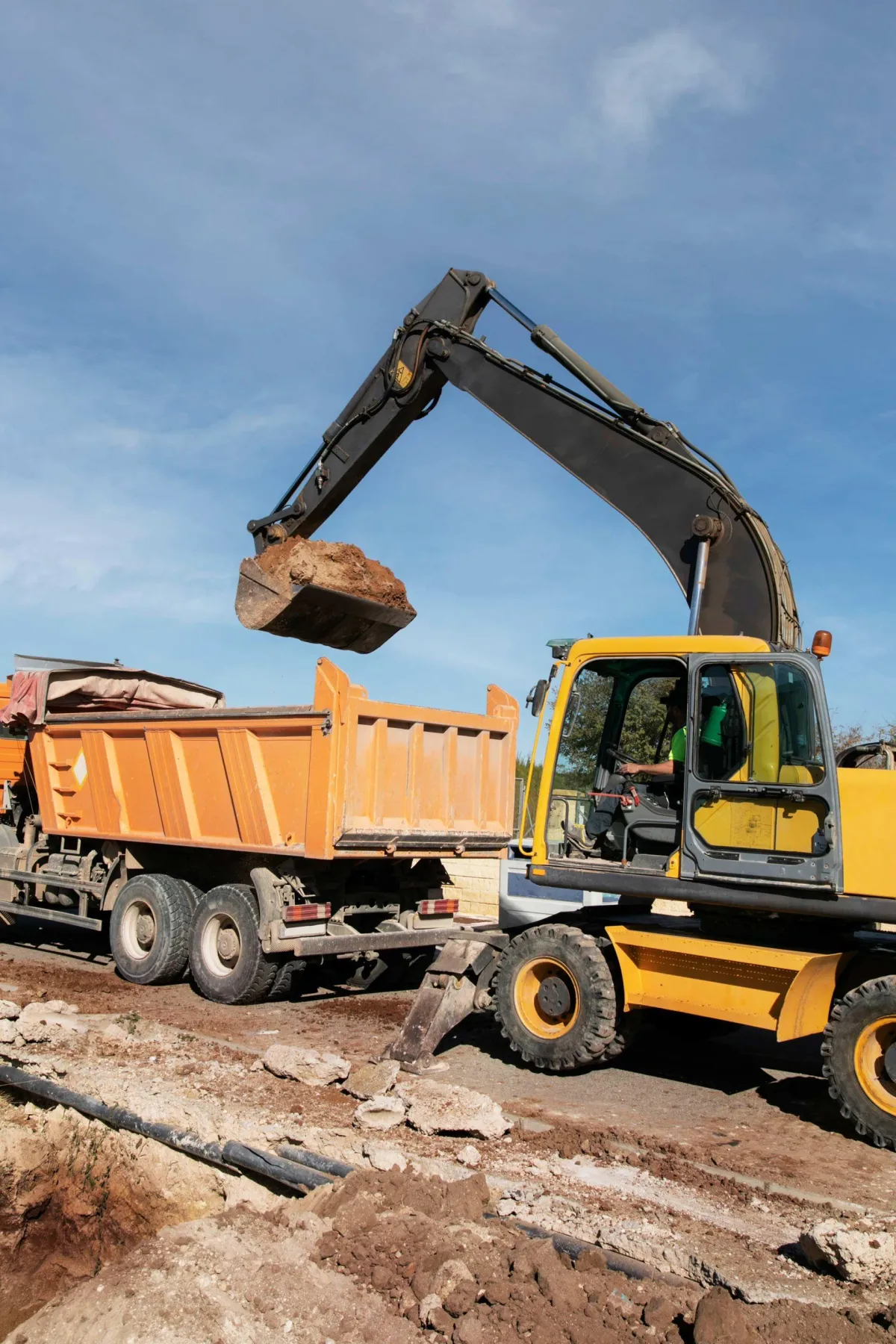 Hydraulic Failure Warning Signs | Vermont Heavy Equipment Repair