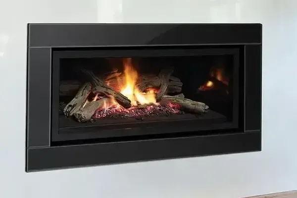 Buyer’s Guide: Gas And Electric Fireplaces