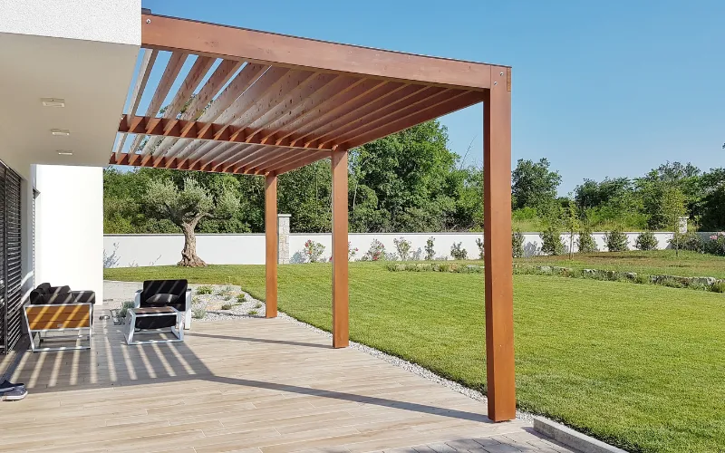 Wood Pergola Builders: Crafting Stunning Outdoor Spaces with Modern Pergola Designs