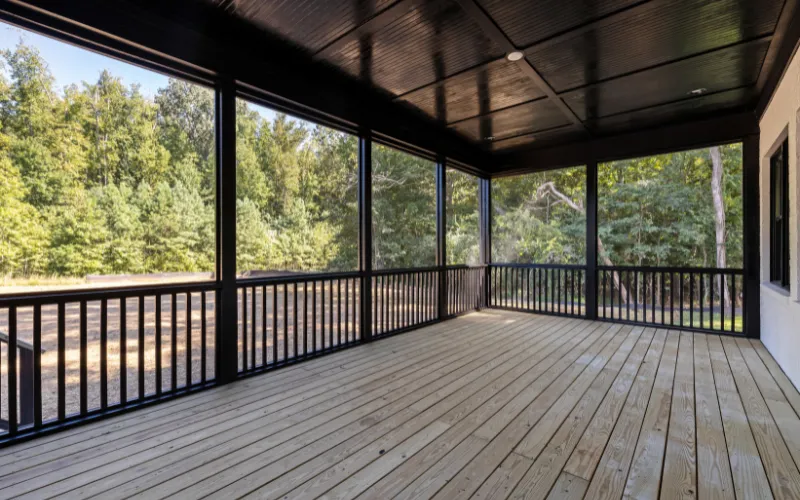 Custom Screen Porch Builders: Upgrade Your Outdoor Space Like a Pro