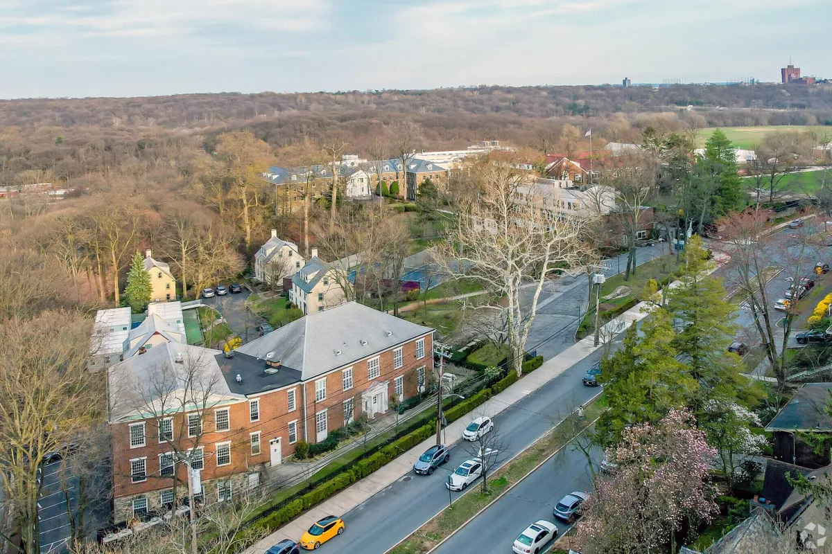 North Riverdale