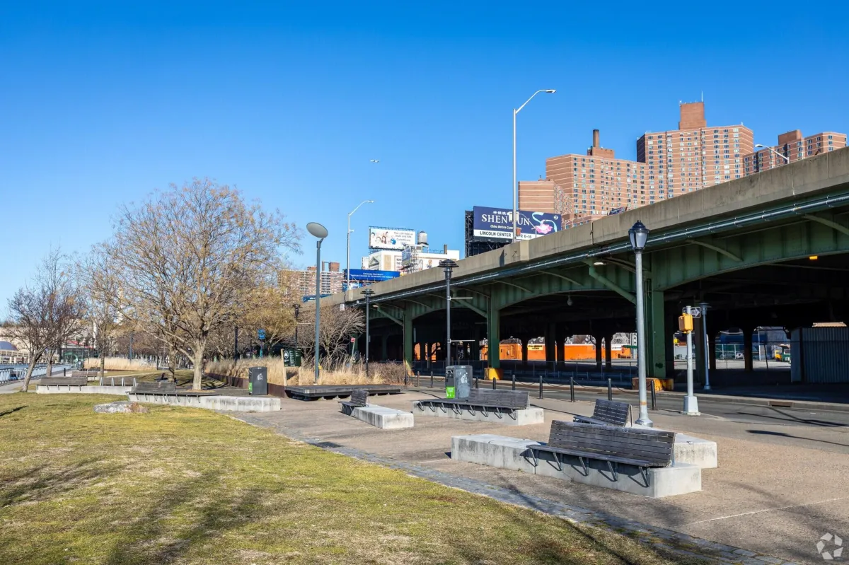 Manhattanville