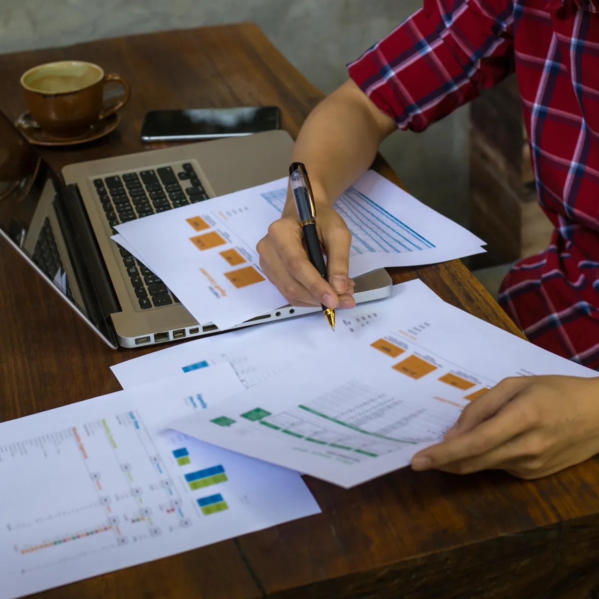 Top Accounting Tasks to Outsource for Online Businesses