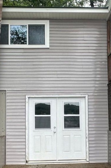 House washing - Siding cleaning
