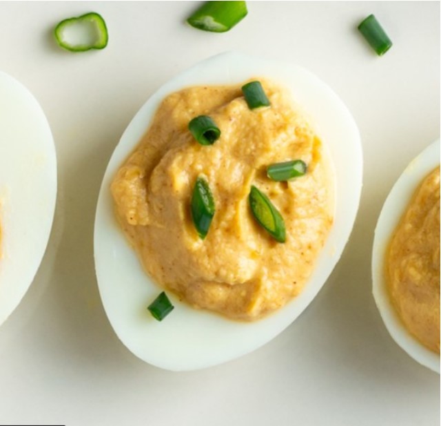 How to Enjoy Holiday Food (Without the Guilt or Bloat)