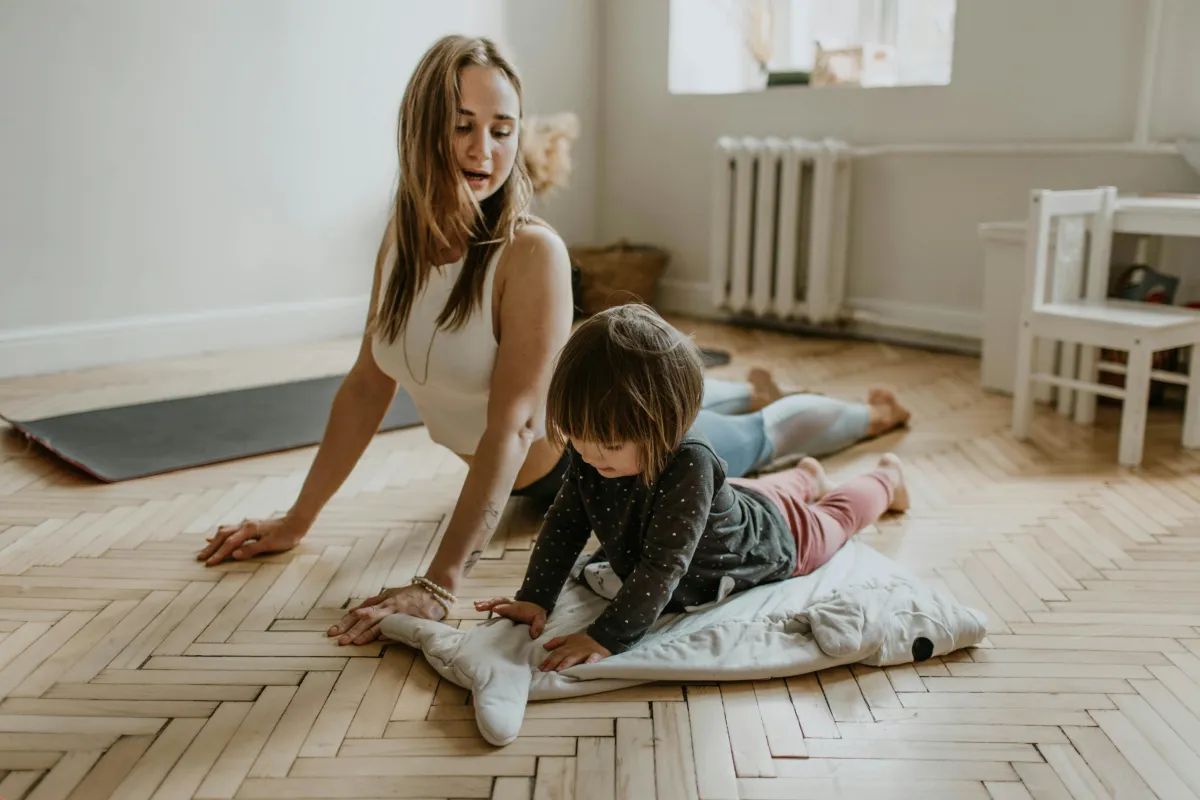 Best Fitness Apps and Resources for Moms on the Go