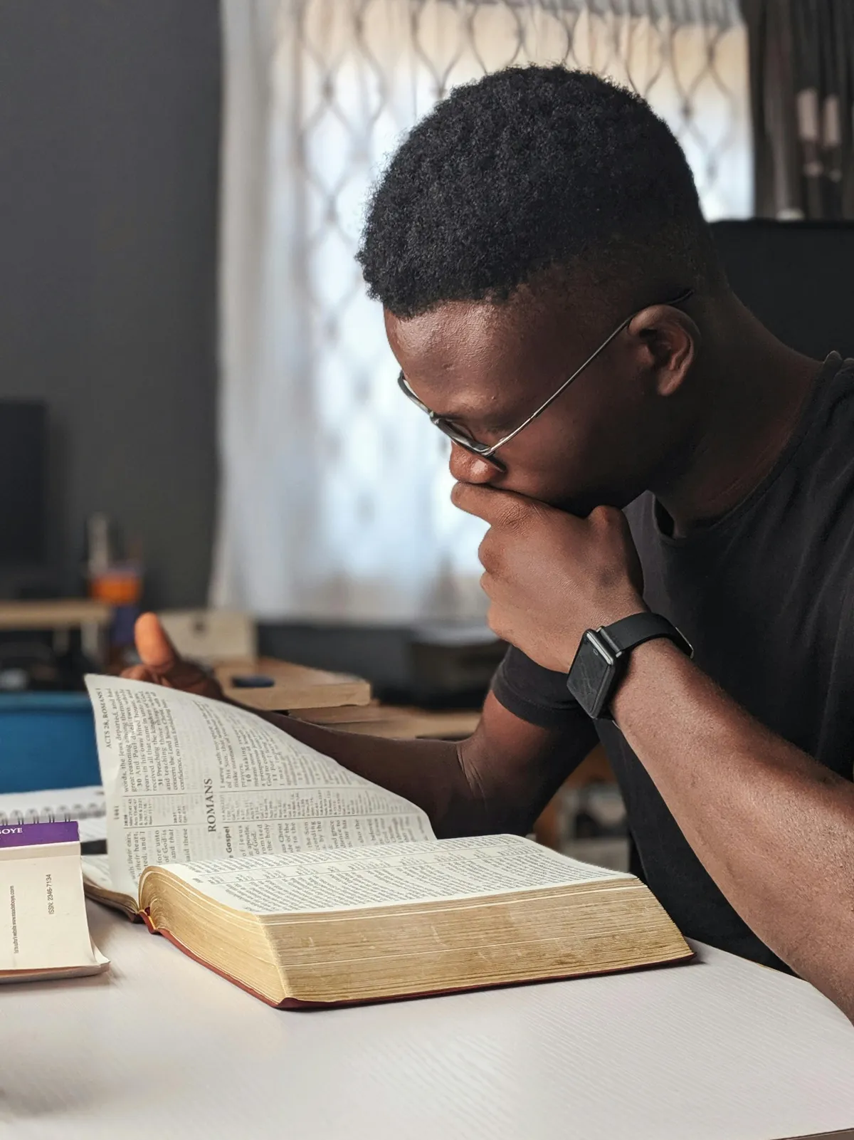 How to Start an AI-Powered Proofreading Business