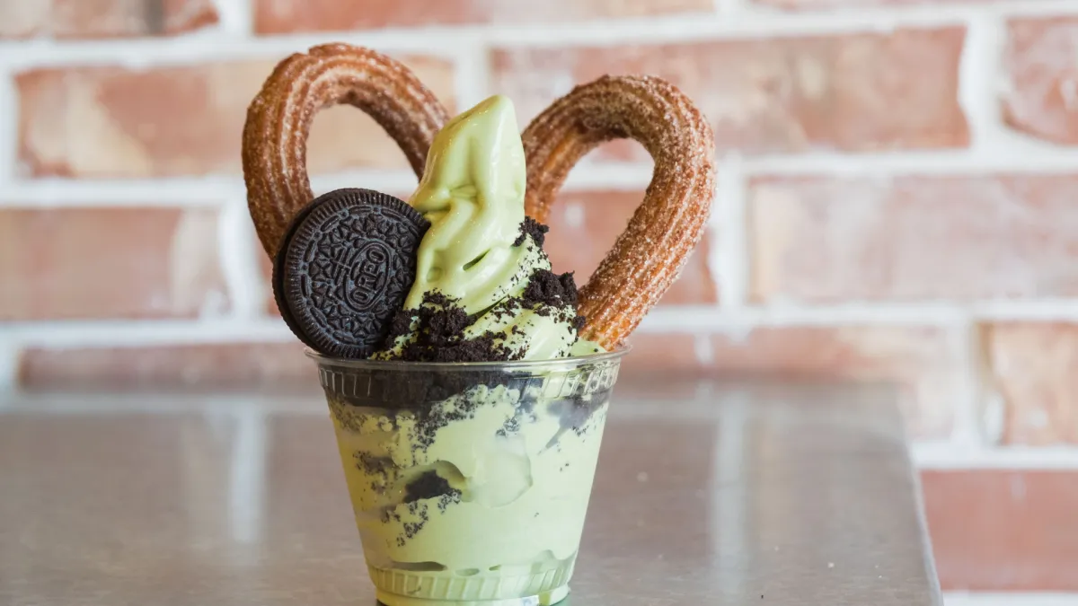 Churro sundae dessert Arleta CA