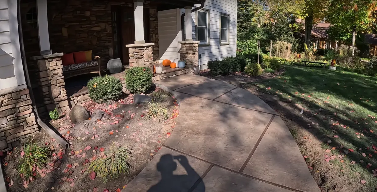 Concrete walkway