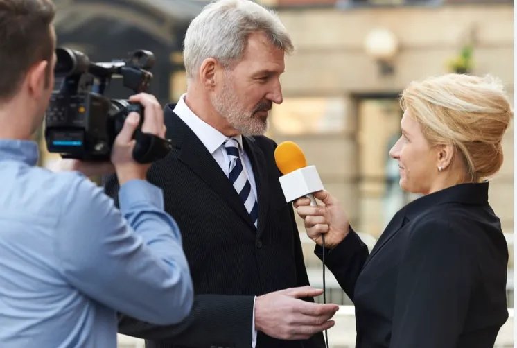 reporter interview with cam