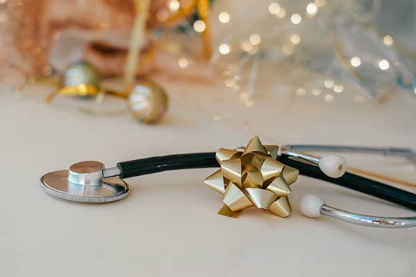 Holiday Stress & Health: HR’s Wellness Guide