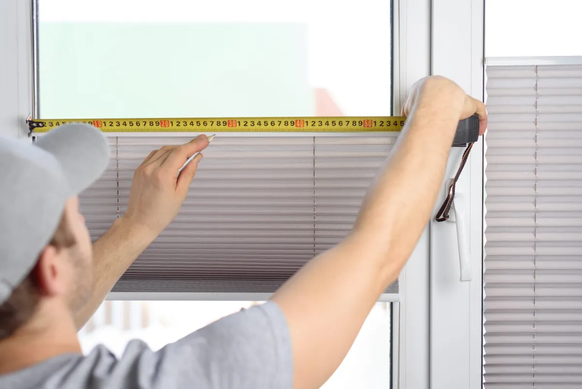 Measuring for window coverings