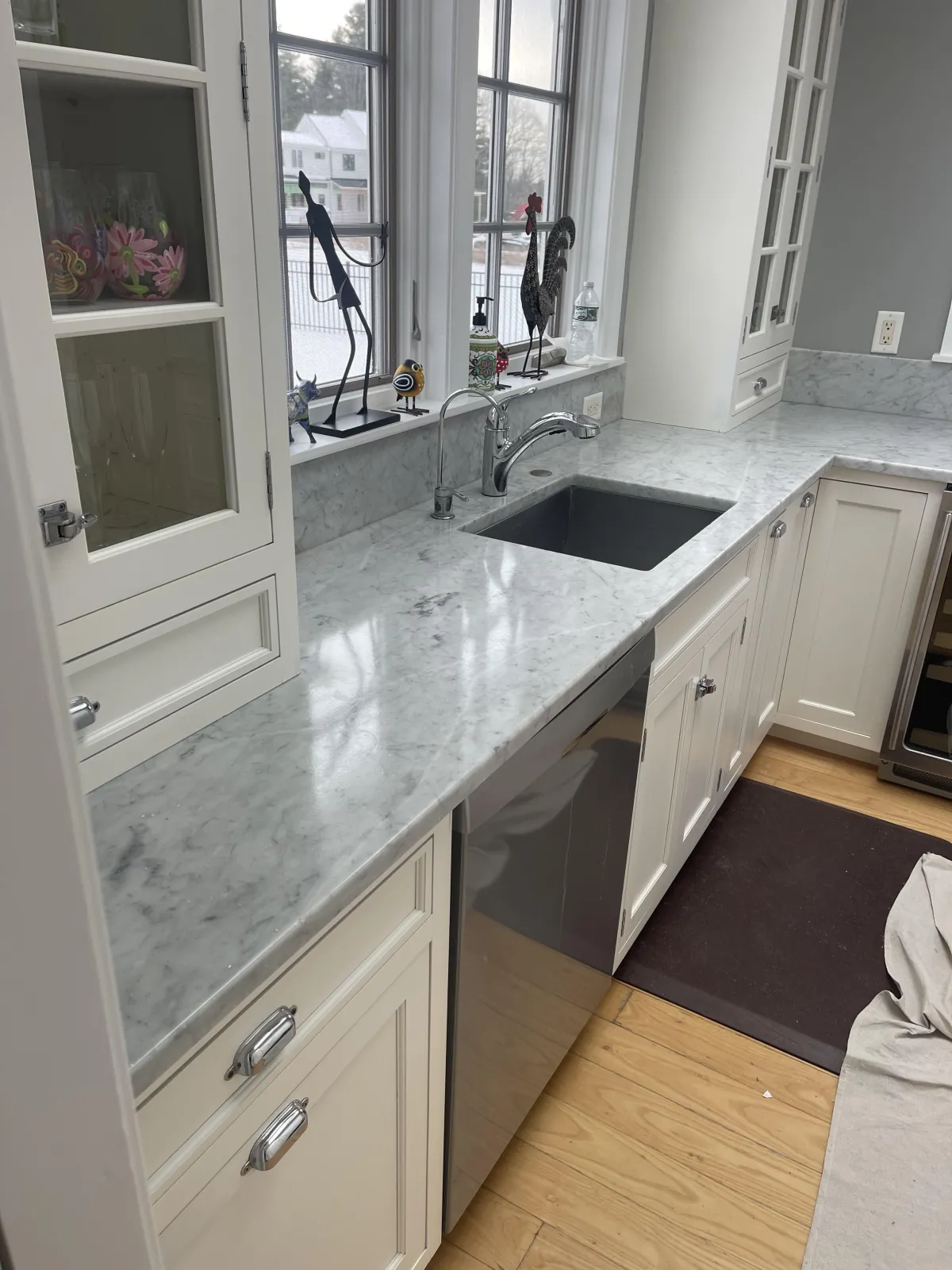 Refinished Marble Countertop After 30 Years – Restored to Glossy Perfection
