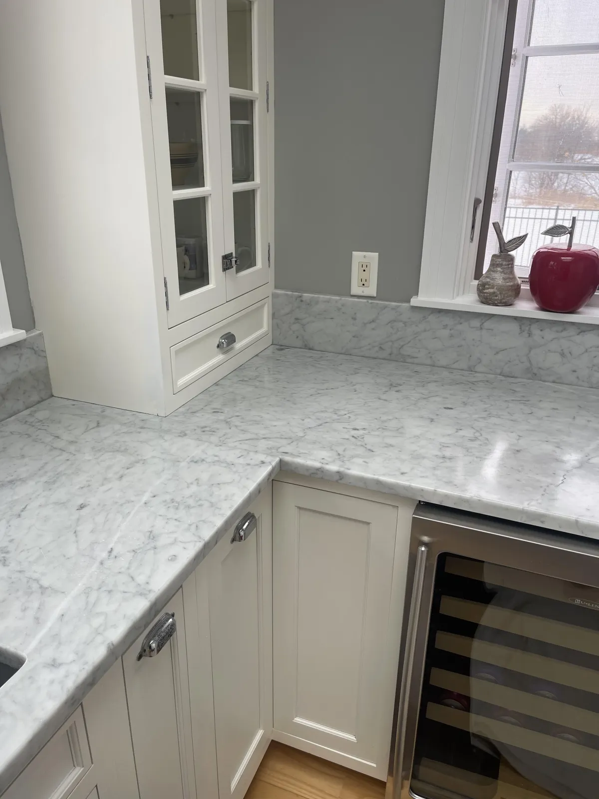 Refinished Marble Countertop After 30 Years – Restored to Glossy Perfection