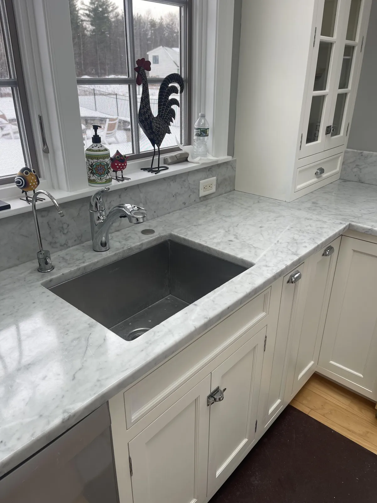 Refinished Marble Countertop After 30 Years – Restored to Glossy Perfection